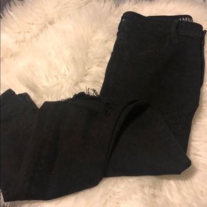 American Eagle Super High-Rose distressed jegging